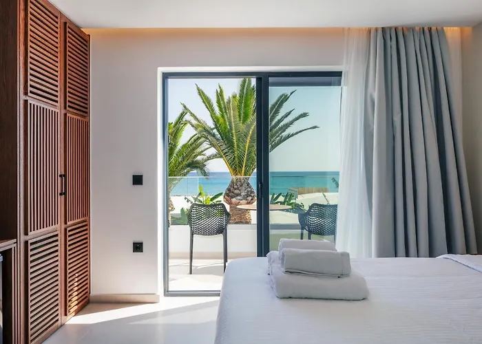 Del Mare Apts
