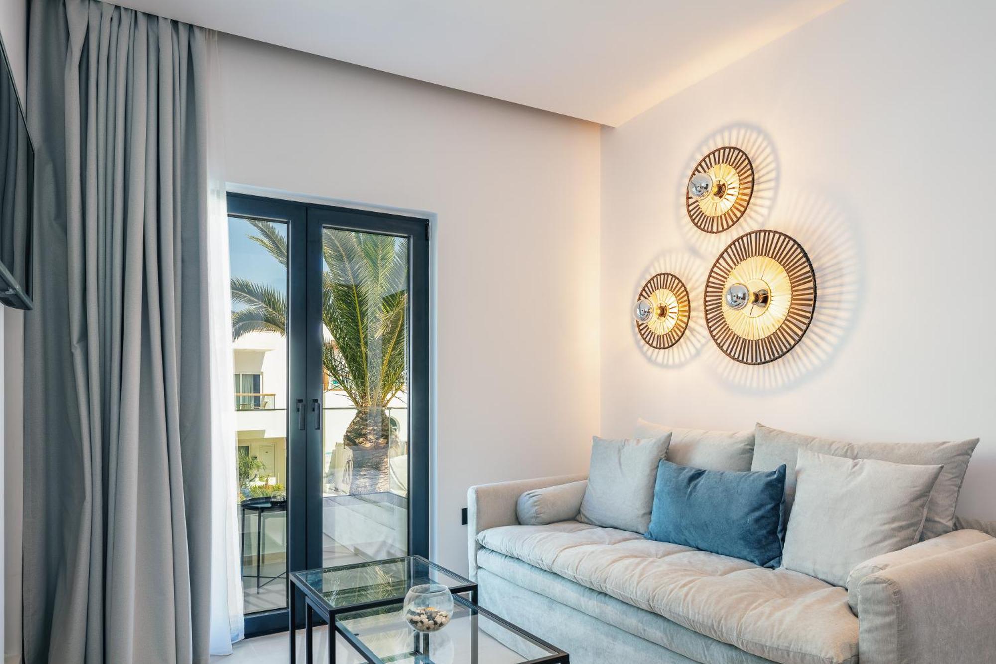 Apartment Del Mare Apts *