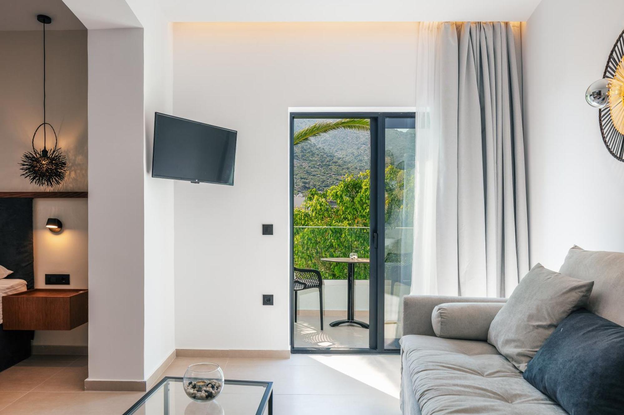 Del Mare Apts